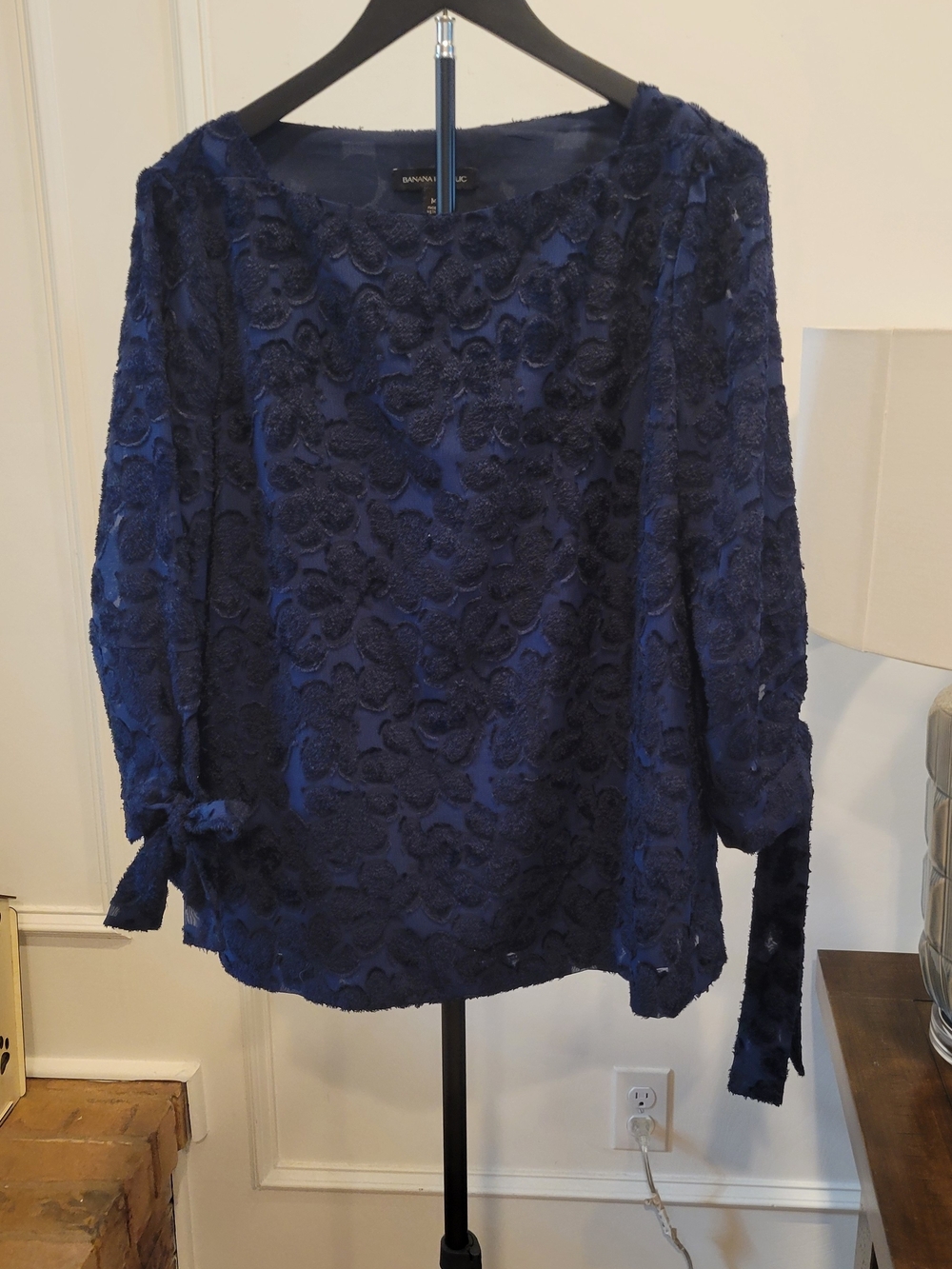 Banana Republic Deep Navy Textured Tie-Sleeve Blouse
